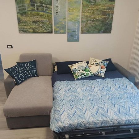 Vista Lago Lecco - Neiade Guest House Pescate Bagian luar foto