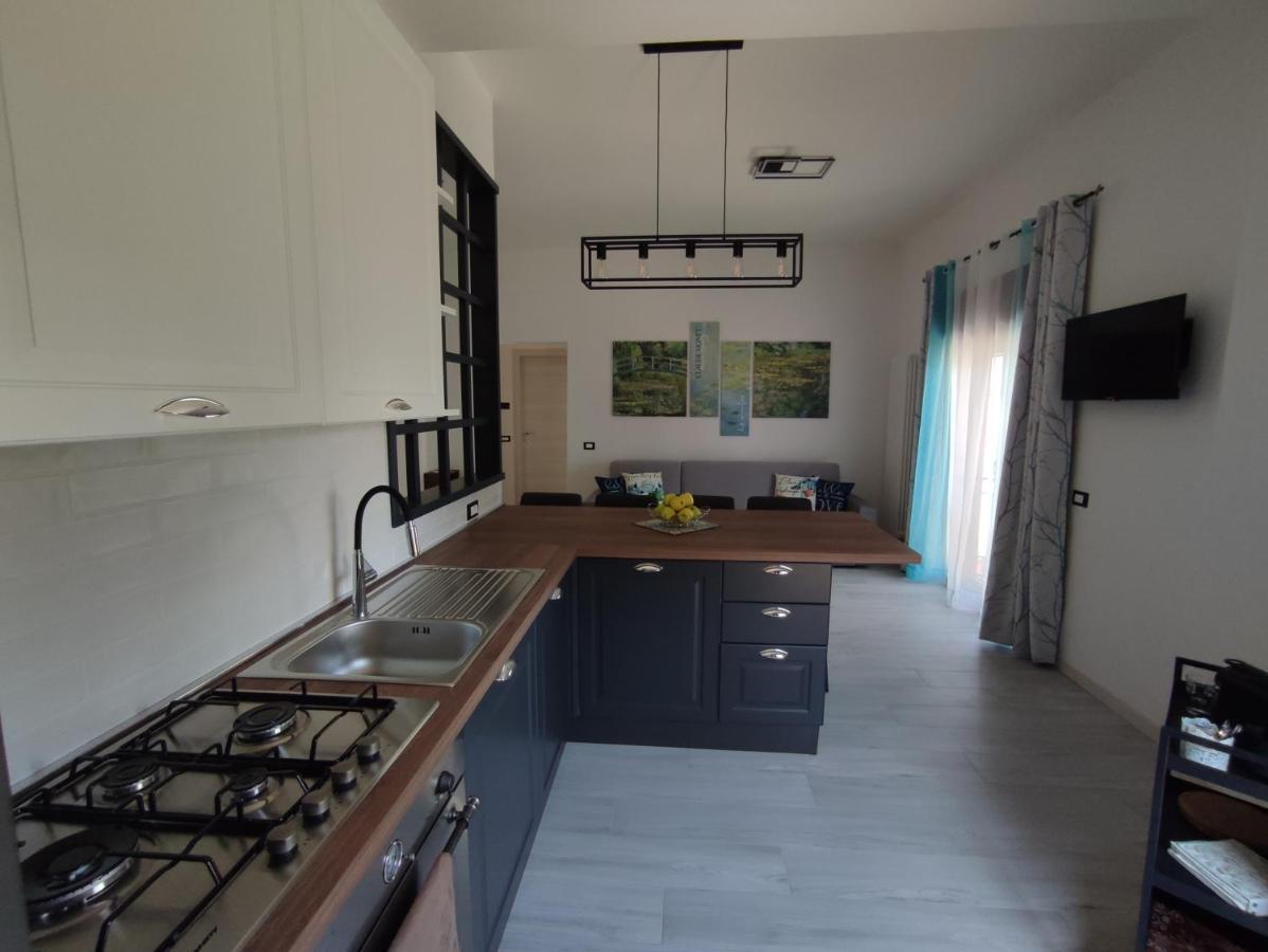 Vista Lago Lecco - Neiade Guest House Pescate Bagian luar foto