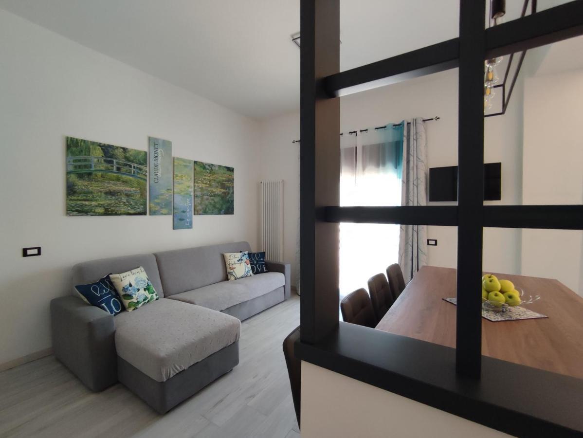 Vista Lago Lecco - Neiade Guest House Pescate Bagian luar foto